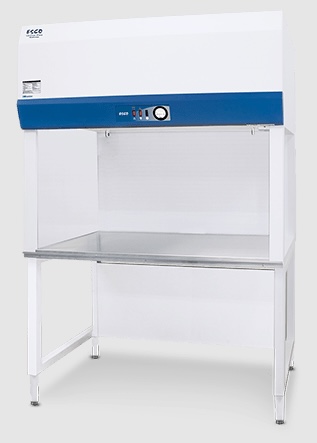 AIRSTREAM Horizontal Laminar Flow Clean Benches, Stainless Steel Side Walls, Energy Efficient ECM blower, 115VAC, 60 Hz, cUL Listed, Simple Switches &amp; Minihelic Gauge, Width: 3ft / .9m, Interior Height: 2.5ft / 0.75m. External: 40.8&quot;W x 31&quot;D x 50&quot;H (1035